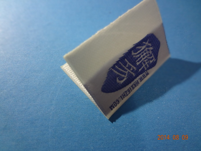 商標(biāo)標(biāo)簽  (1)
